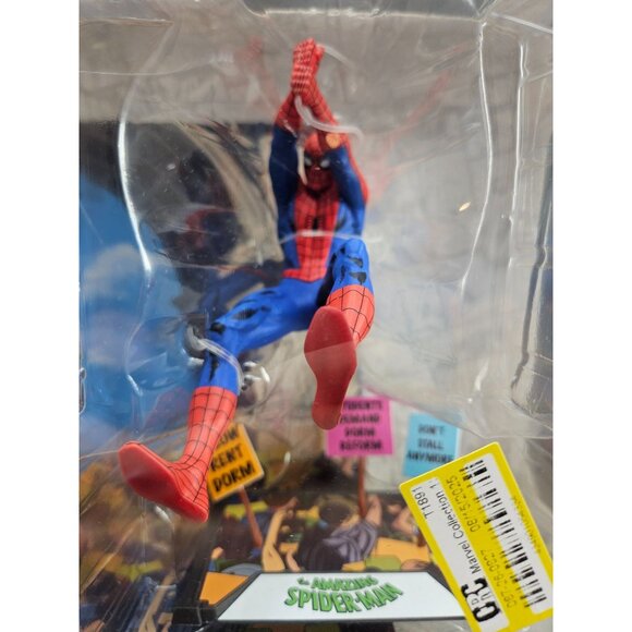 McFarlane Toys Marvel Gold Label Spider-Man Action Figure Amazing Spider-Man Iss - Picture 6 of 10